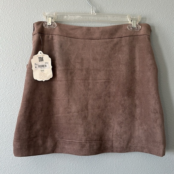 Altar’d State light brown  faux suede mini skirt! - Picture 2 of 8
